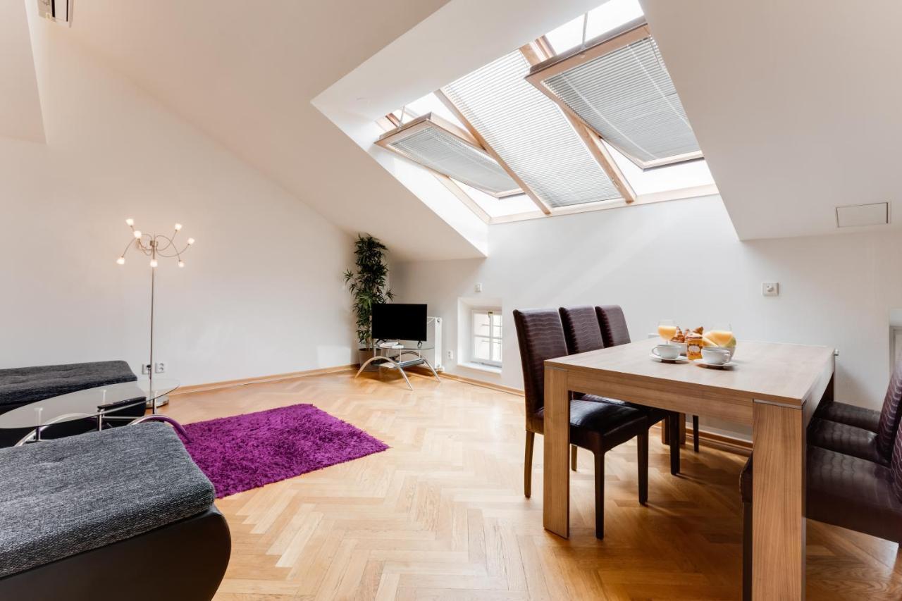 Jt'S Apartments Bilkova Str. Prague Luaran gambar