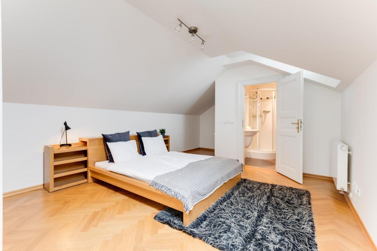 Jt'S Apartments Bilkova Str. Prague Luaran gambar